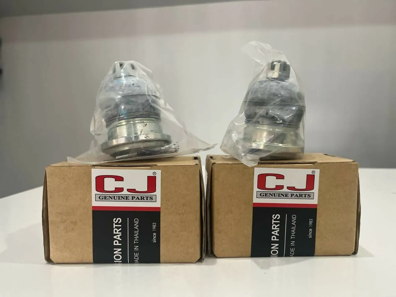 BALL JOINT UPPER FOR Isuzu D-Max 4WD 02-