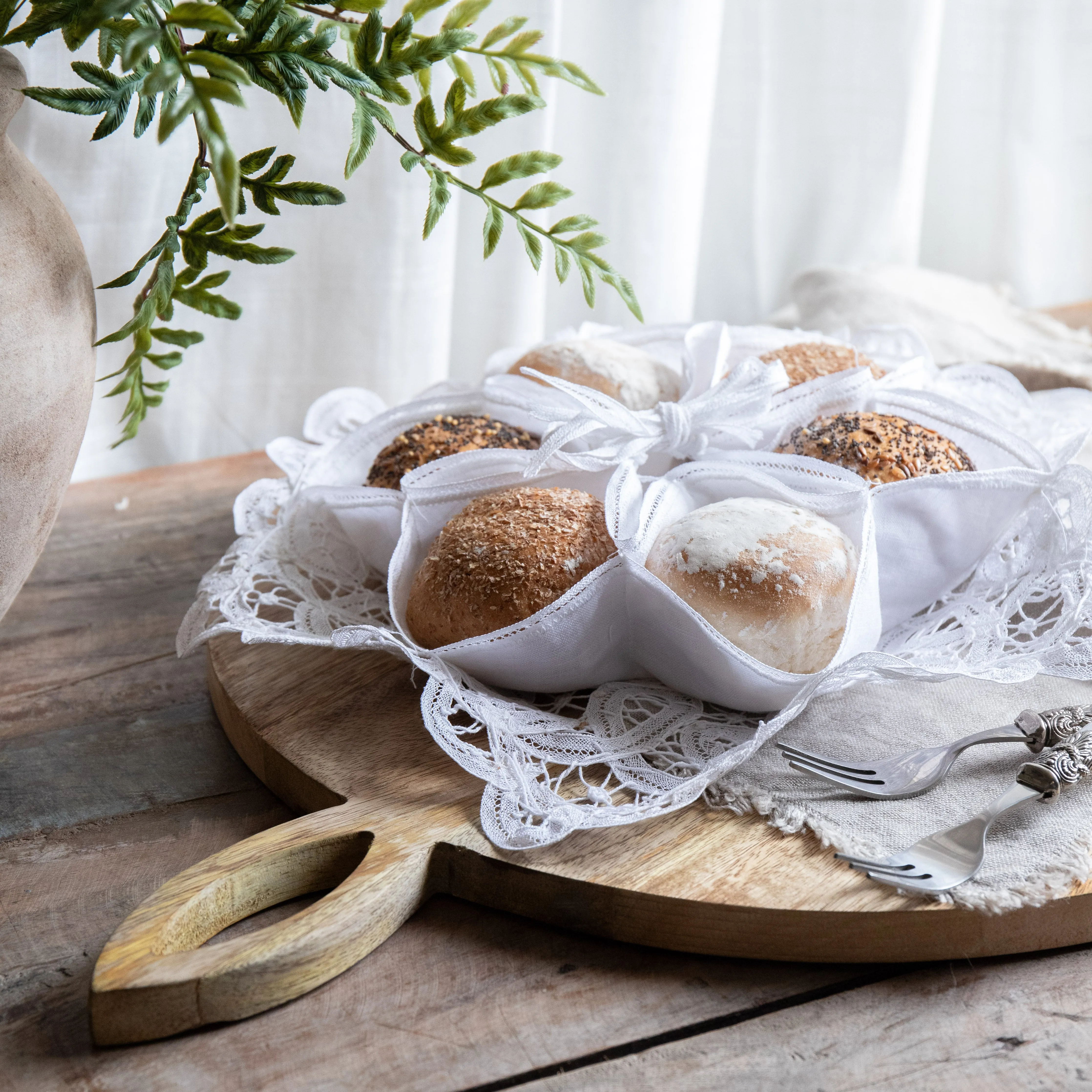 Belgian Lace Bread Holder