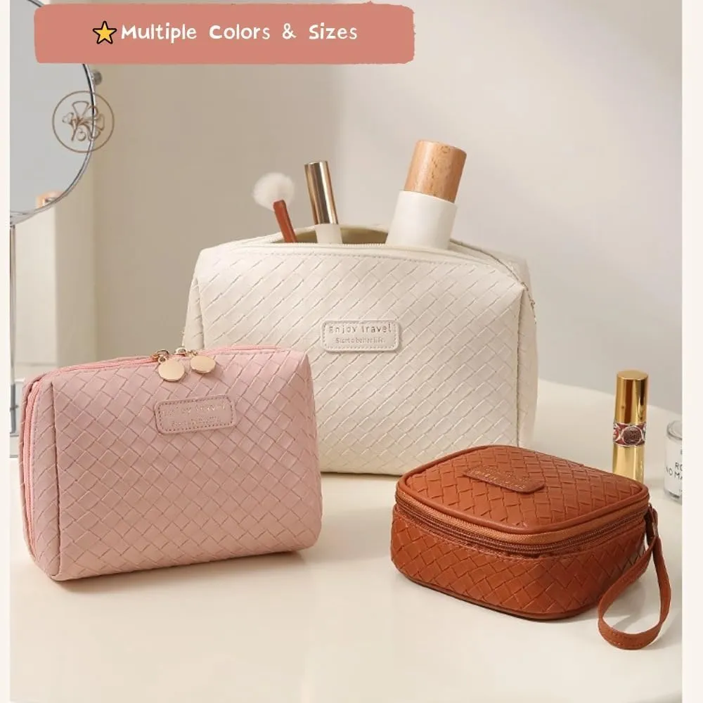Travel Makeup Bag, Waterproof Toiletry Bag Large Capacity Cosmetic Bag Simplistic, Makeup Organizer Cute Aesthetic (Black-Small)
